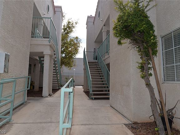 2nd image of 2725 S Nellis Blvd Unit 1139