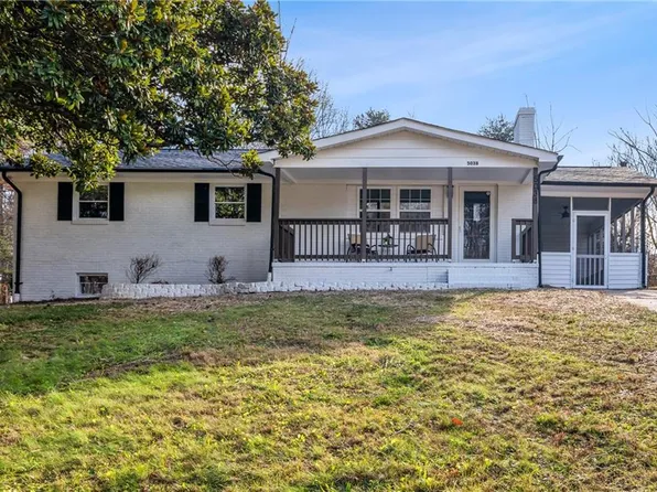 5038 Longbrook Cir, Winston Salem, NC 27105