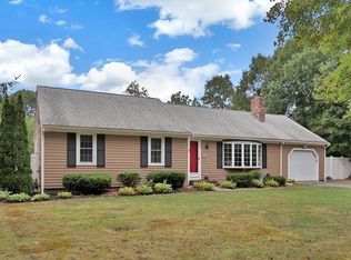 91 Bernard Cir, Barnstable, MA 02630