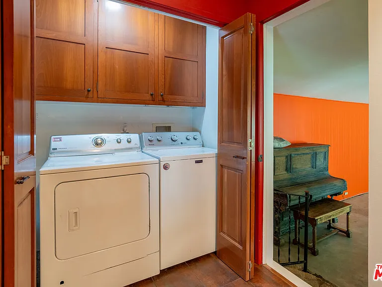 2524 Laurel Pass — Photo 37