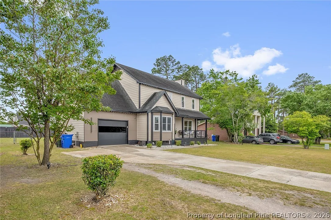 Building Photo - 7457 Avila Dr