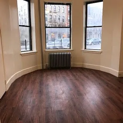 Rented by Voro New York | media 1