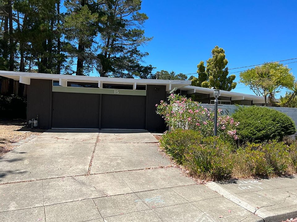 1st image of 15 Lundys Ln