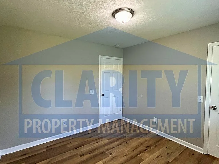 185 County Road 323 — Photo 9