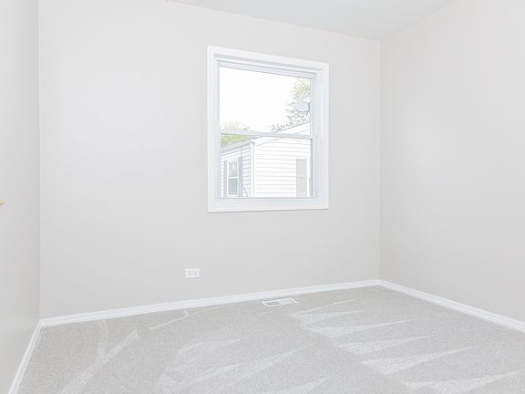 5th image of 173 Stephanie Ct Unit C