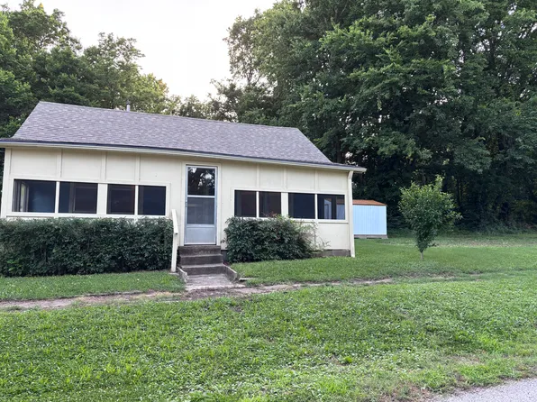 301 N Kates Ave, Claremore, OK 74017