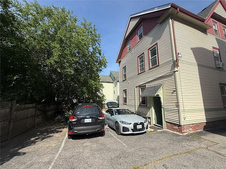 125 Pleasant St #1 — Photo 18