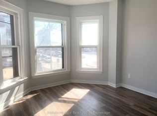 193 Wentworth St N #2, Hamilton, ON L8L5V6