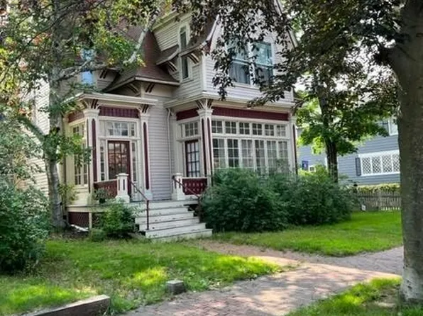35 Thomas St #2, Portland, ME 04102