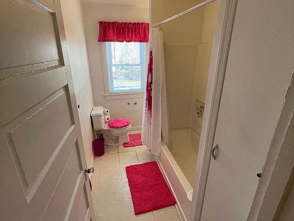 3rd image of 31 W Main St #2