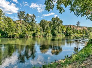 1380 Rogue River Hwy, Gold Hill, OR