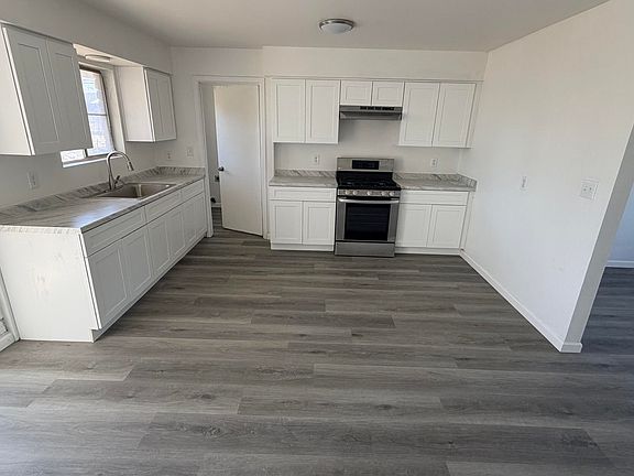 2nd image of 419 W FOURTH Street