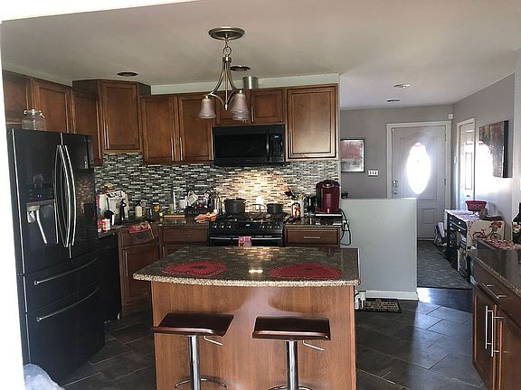 5th image of 28882 Patricia Ave