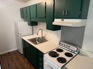 1030 E Court St #2, Iowa City, IA 52240