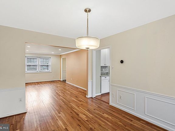 5th image of 3236 Cambridge Ct