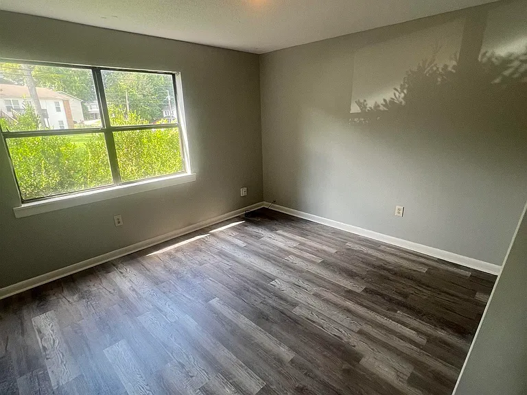 120 Michael Ave #A — Photo 9