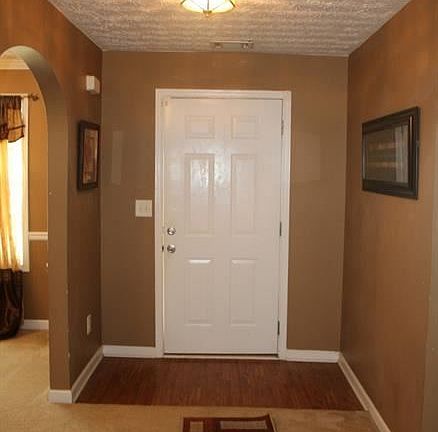 4th image of 192 Creekdale Dr