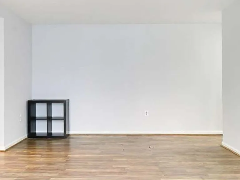 5205 Duke St #201 — Photo 1