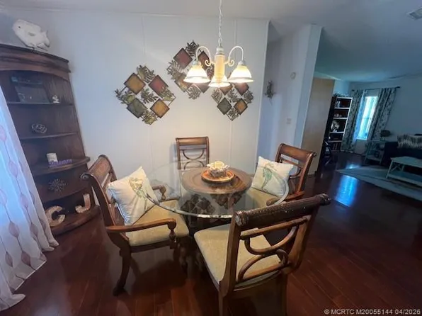 6225 Holly Ln, Lake Worth, FL 33462