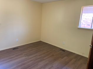 525 H St NE #2F, Miami, OK 74354