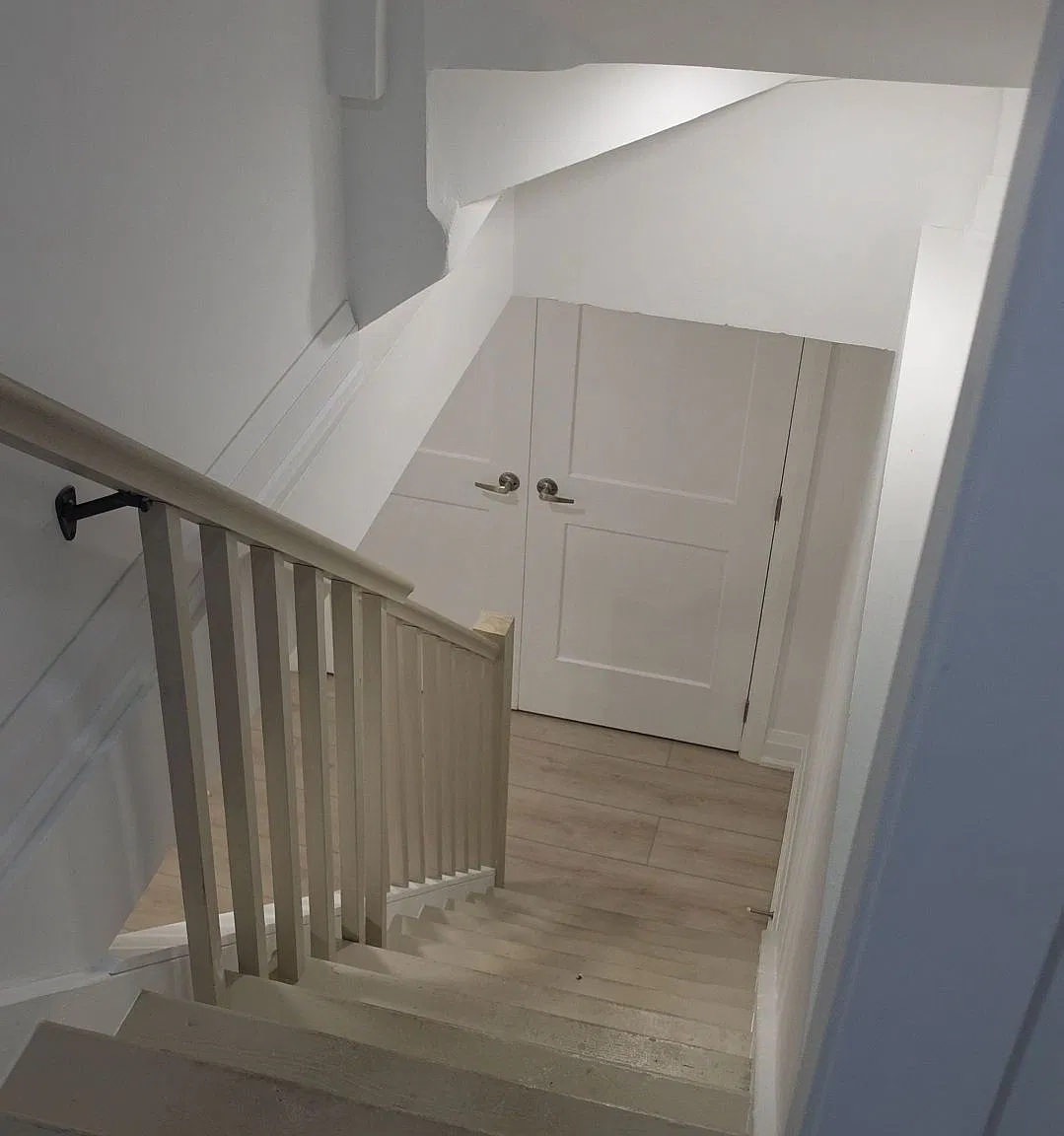 2 bed, $1,600 — Photo 2
