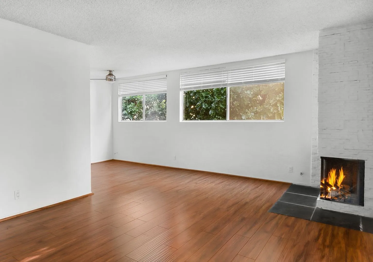 1552 Armacost Ave — Photo 3
