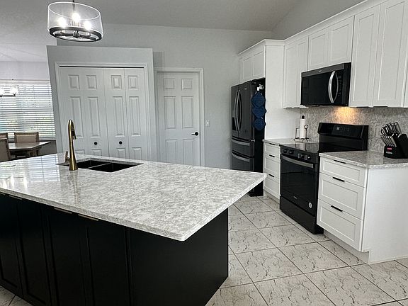 5th image of 12174 Terkelsen Ave