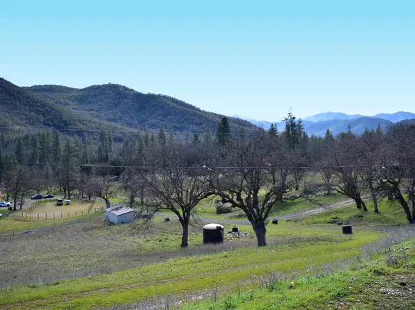 12940 Highway 234, Gold Hill, OR 97525