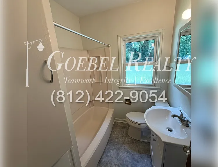 2059 E Tennessee St — Photo 6