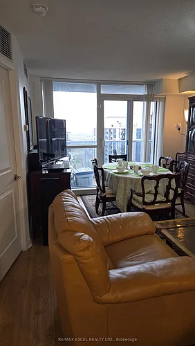 4968 Yonge St Photo 1