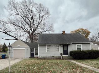 1173 W Broadway Ave, Muskegon, MI 49441