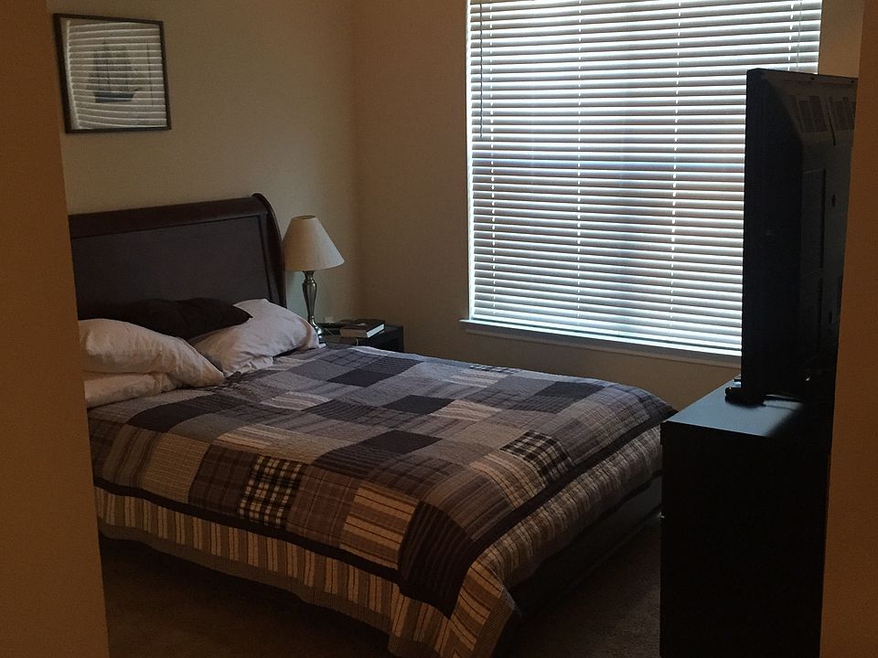 2737 N Fitzhugh Ave Dallas TX Zillow