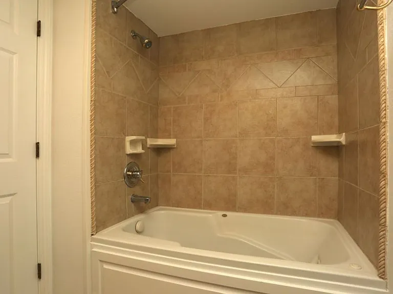 4761 S Harvard Ave #21 — Photo 14