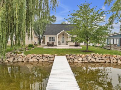 8032 Branch Dr, Brighton, MI, 48116
