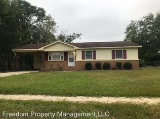 5415 Plateau Rd, Fayetteville, NC 28303