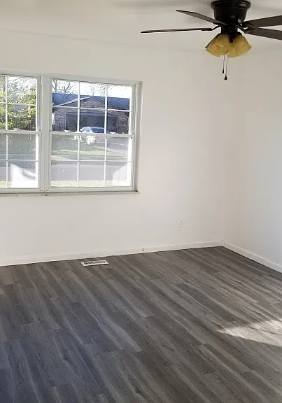 4315 Forestview Ct #1 — Photo 3