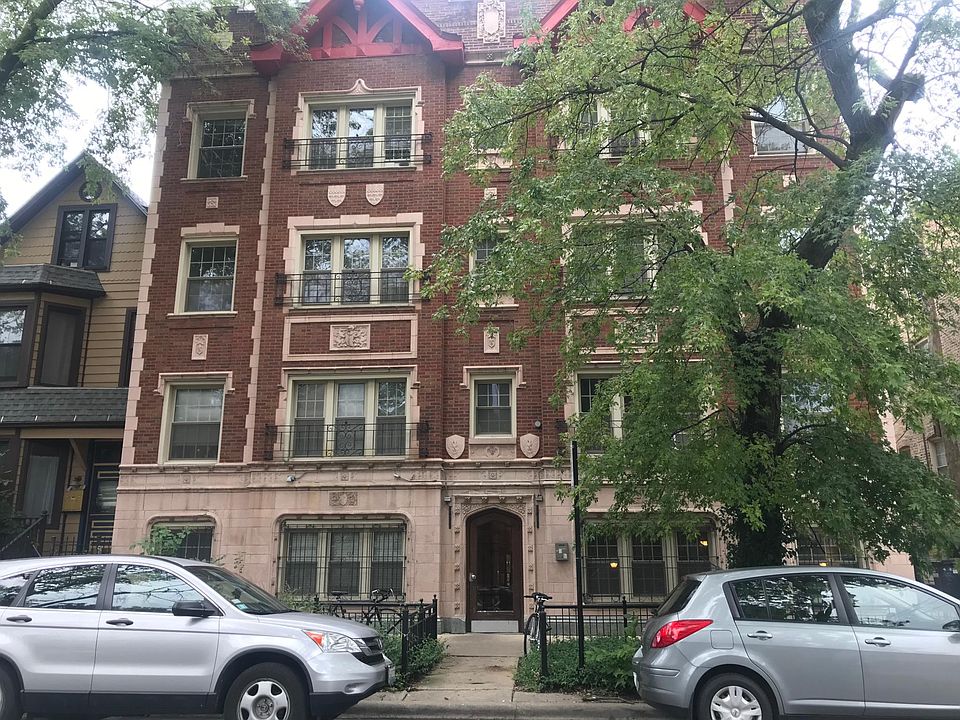 1st image of 2538 N Sawyer Ave #106