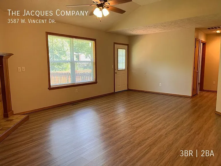 3587 W Vincent Dr — Photo 12