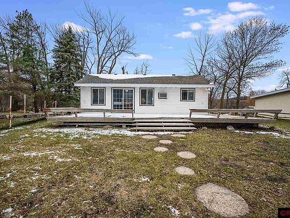 4th image of 49403 Sportsmans Ln