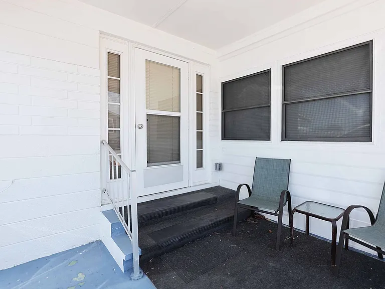2205 Minnesota Ave — Photo 4