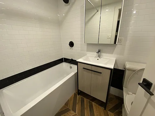 Rented by Nooklyn NYC LLC | media 24