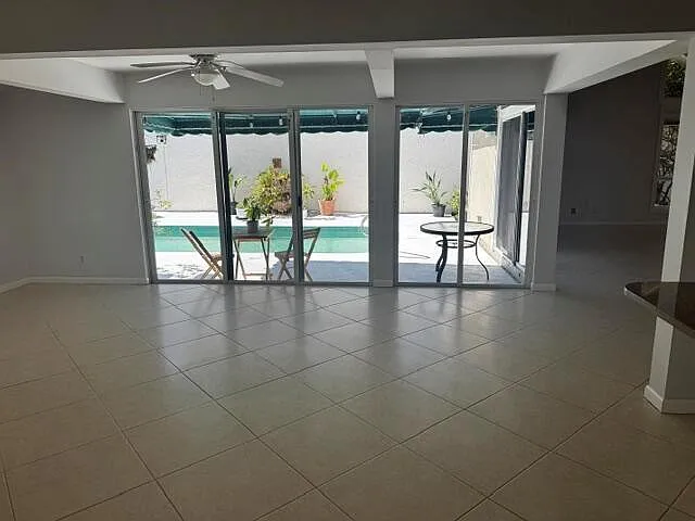 112 E Coral Fish Ln — Photo 19