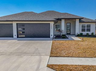 1009 Spyglass Ct, Columbia, MO 65201