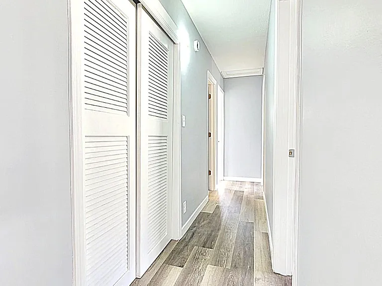 805 Reddick St — Photo 10