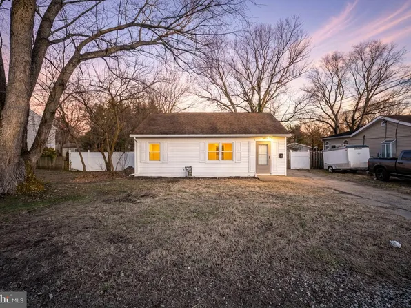 497 Bruce Ave, Odenton, MD 21113