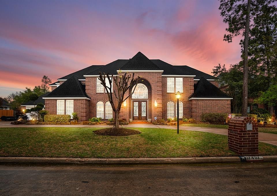 Welcome to the beautiful 17407 Bonnard with circular driveway on cul-de-sact lot, 3 car garage and additional parking.