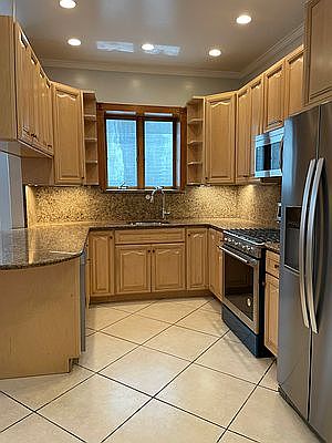 1st image of 36-26 Crescent St #2A