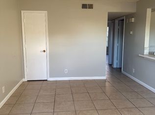 924 San Pedro Dr SE APT 4, Albuquerque, NM 87108