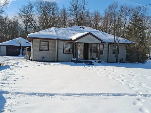 2516 Weir Rd NE, Warren, OH 44483