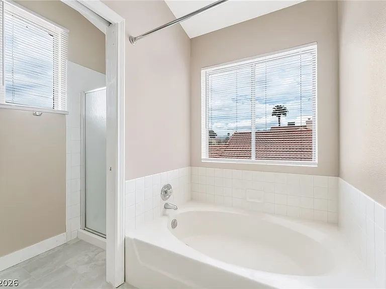 6536 Sterling Springs Pkwy — Photo 19